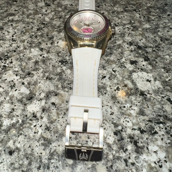 COPY - Technomarine Watch - Picture 6 of 6